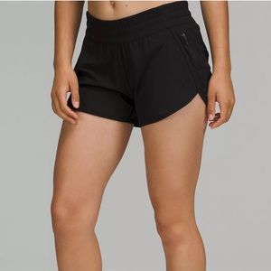 Lululemon Tracker Low-Rise Lined Short 4”